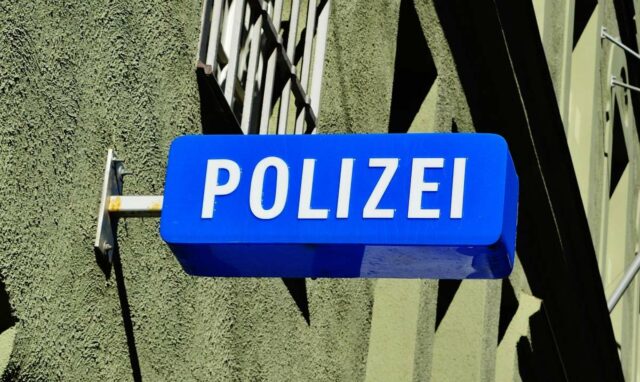 Polizei 06