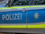 Verletzte Polizeibeamtin bei der Durchführung einer Gewahrsamnahme