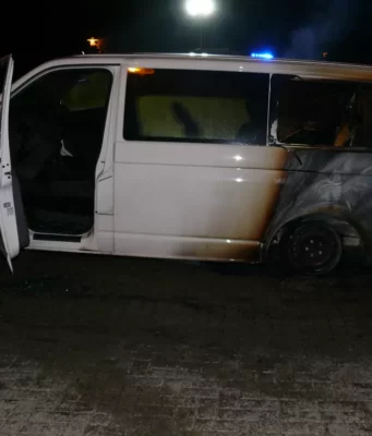 VW-Bus in Halberstadt in Brand gesetzt